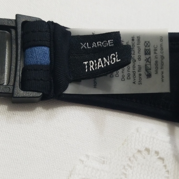 30T Triangl 2-Tone crochet top, various sizes - Picture 4 of 4